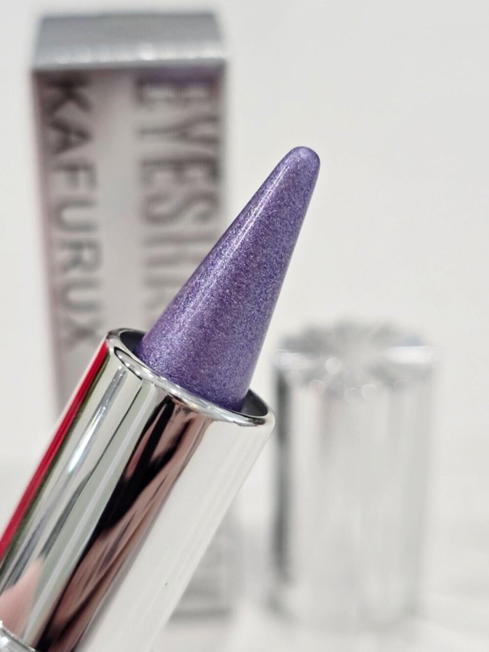 Kafurux ✦ Trend Color Eyeshadow Stick & Lipstick ✦ Shimmery Purple Dual-Use NWT - Picture 4 of 7